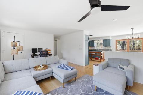 357 River Road Topsham ME 04086