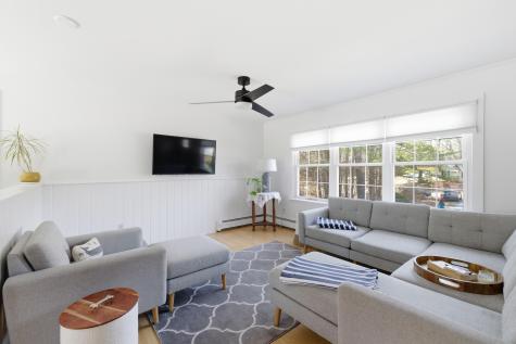 357 River Road Topsham ME 04086