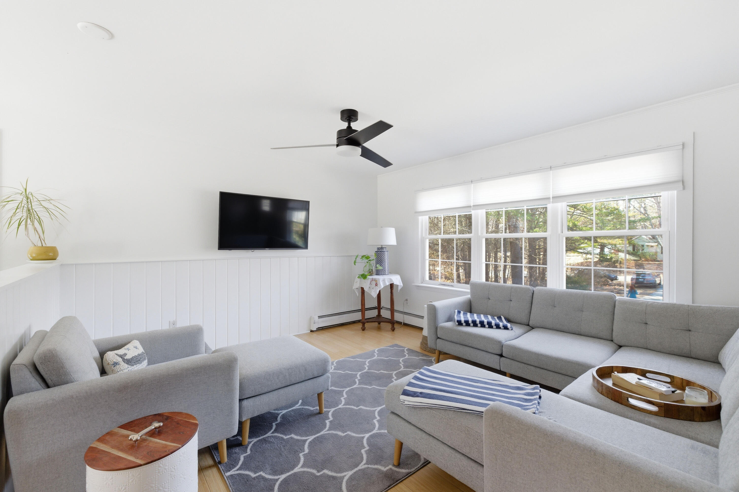 357 River Road Topsham ME 04086