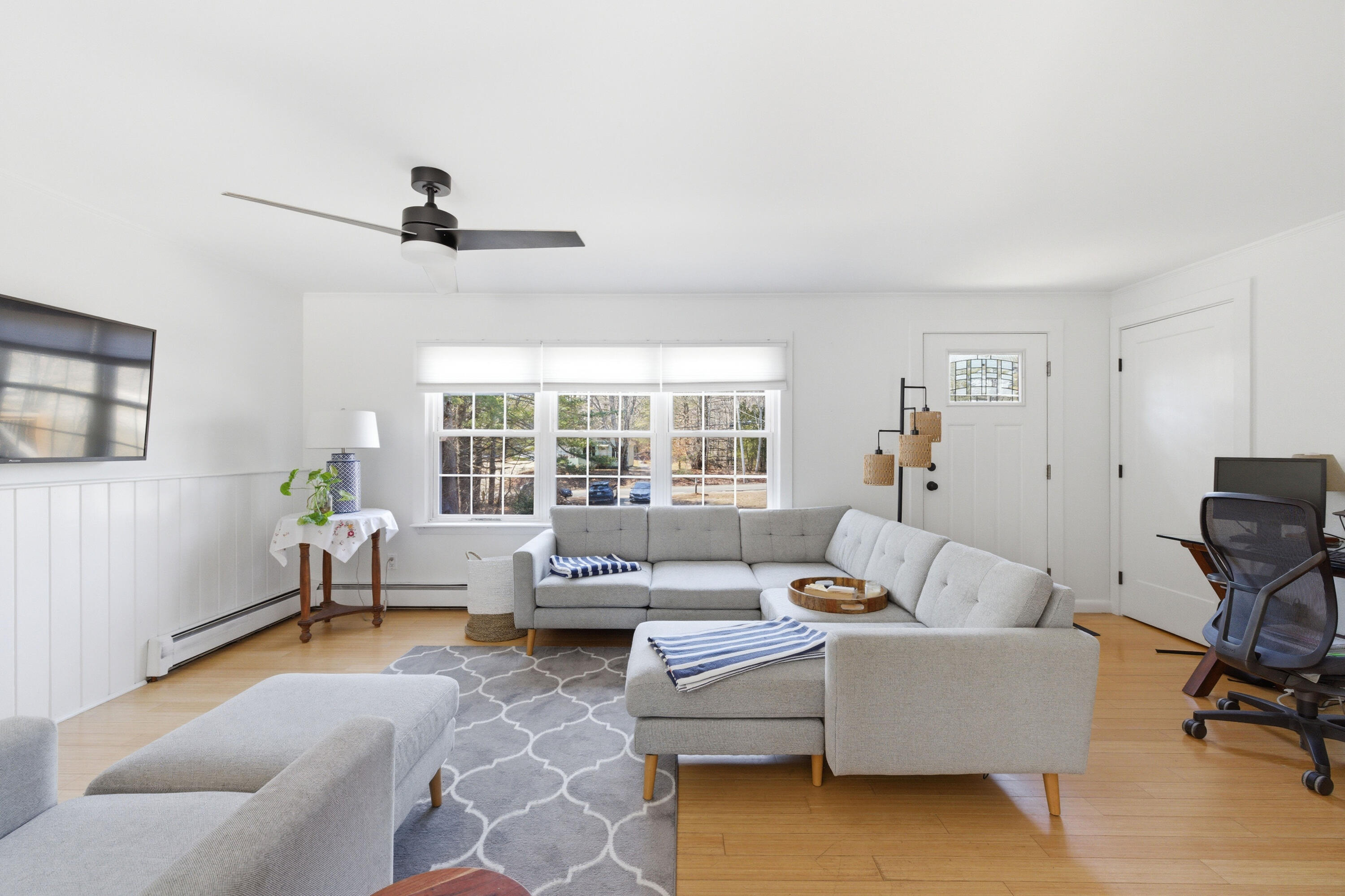 357 River Road Topsham ME 04086