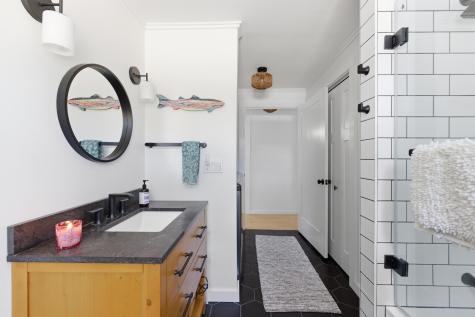 357 River Road Topsham ME 04086