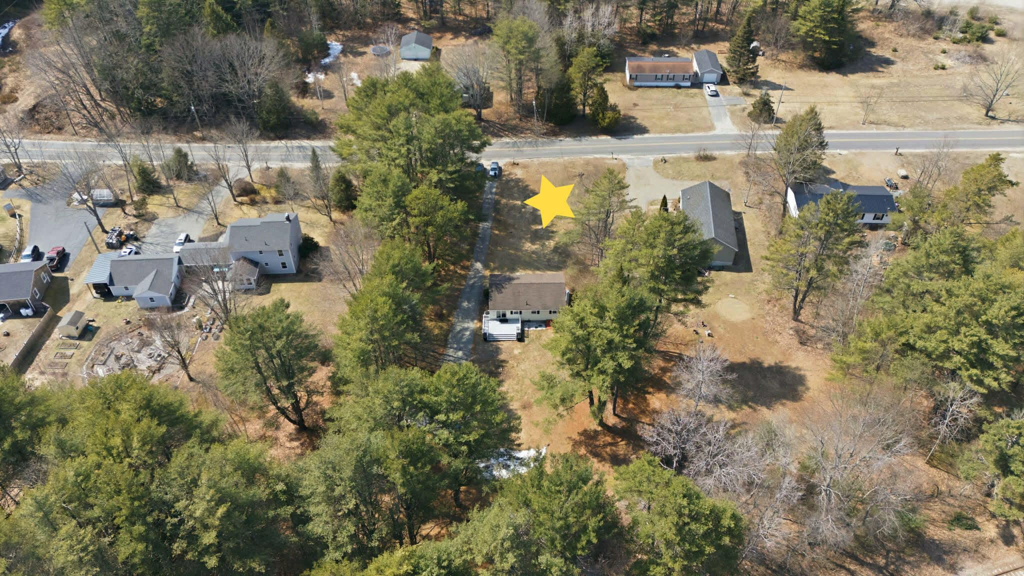 357 River Road Topsham ME 04086