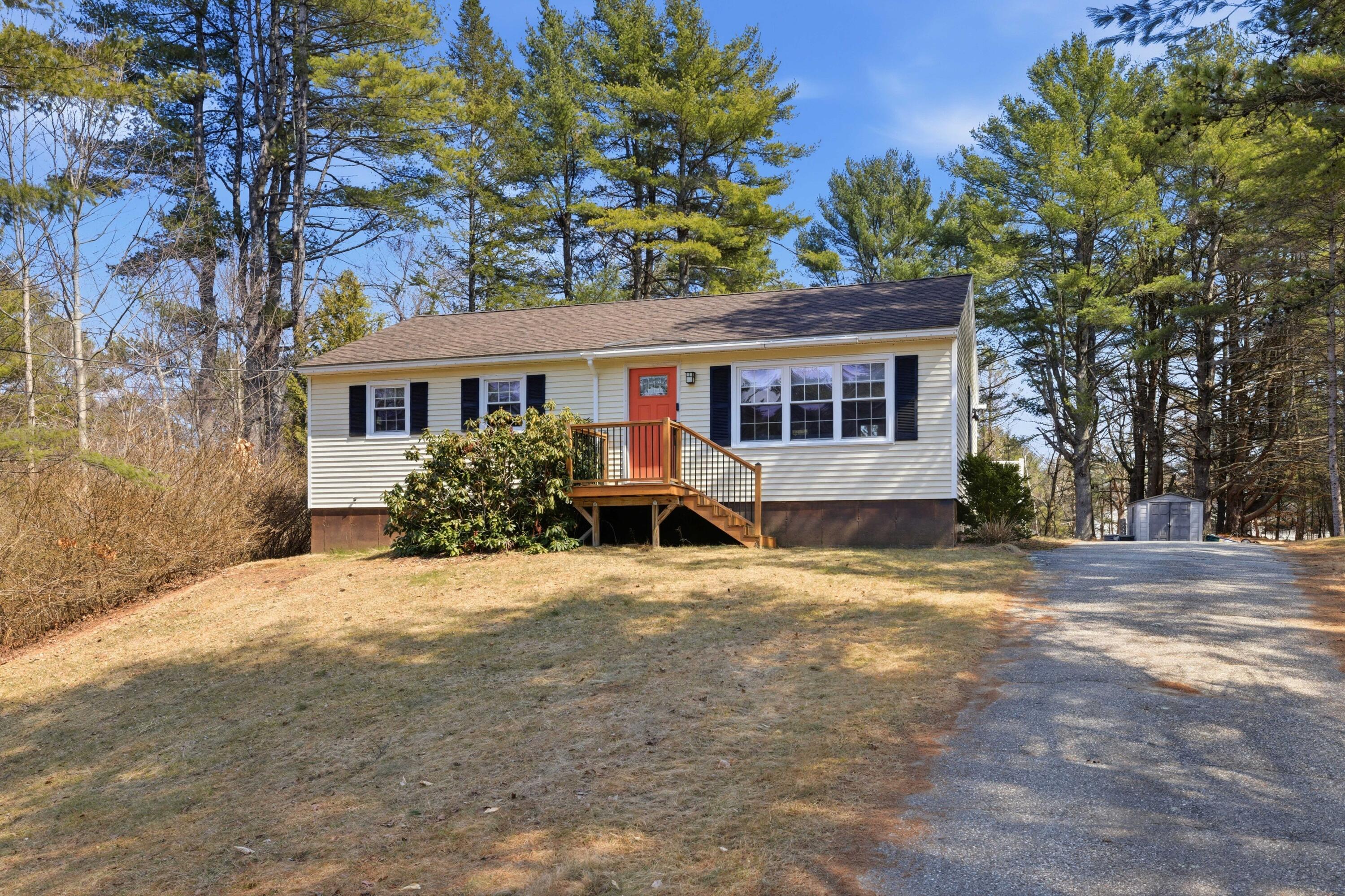 357 River Road Topsham ME 04086