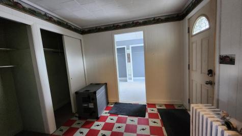 17 Bates Street Millinocket ME 04462