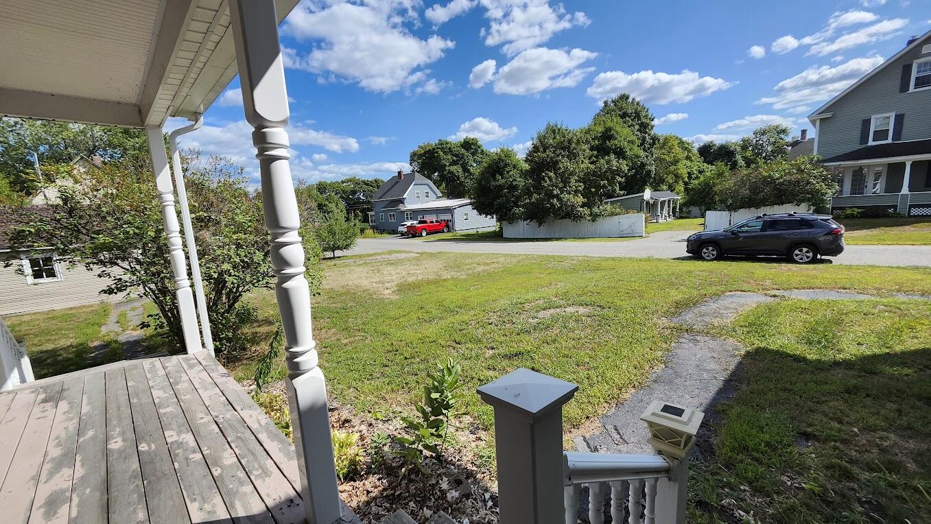 17 Bates Street Millinocket ME 04462
