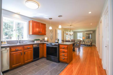104 Hardy Road Falmouth ME 04105