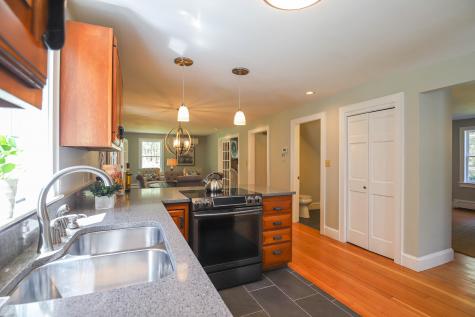 104 Hardy Road Falmouth ME 04105