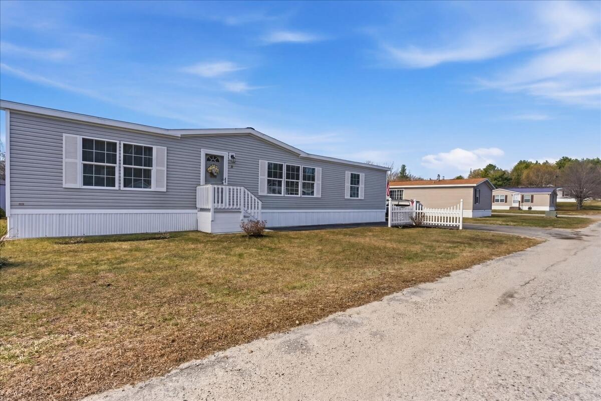 10 Houle Street Sabattus ME 04280