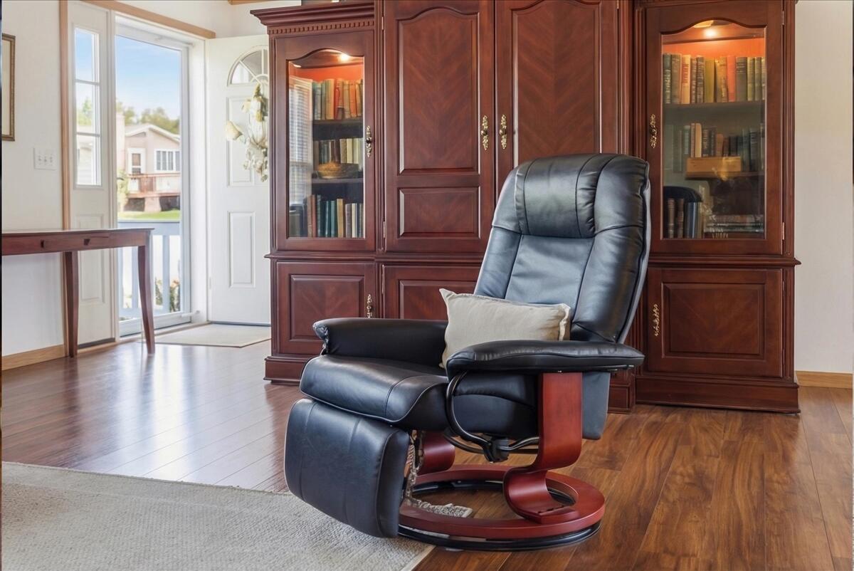 10 Houle Street Sabattus ME 04280