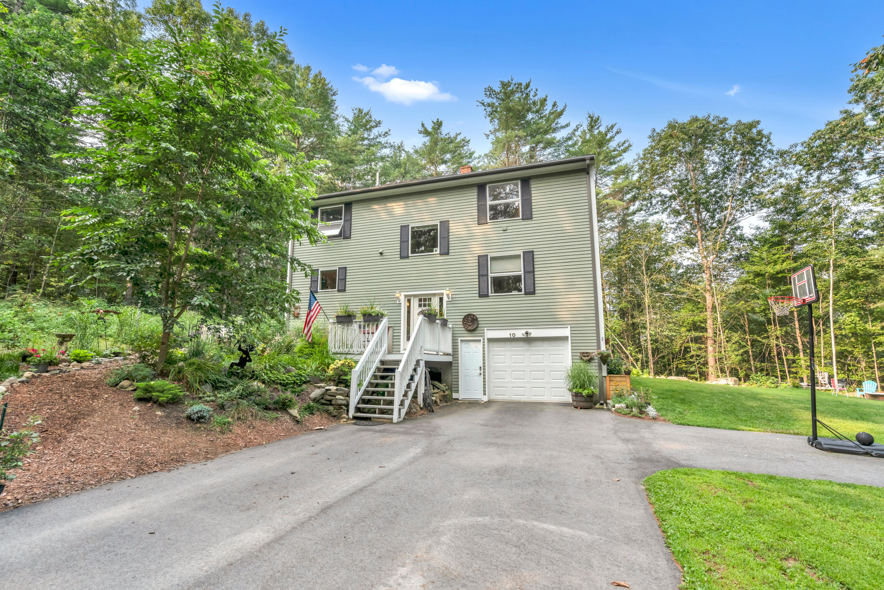 10 Woodland Trail Casco ME 04015