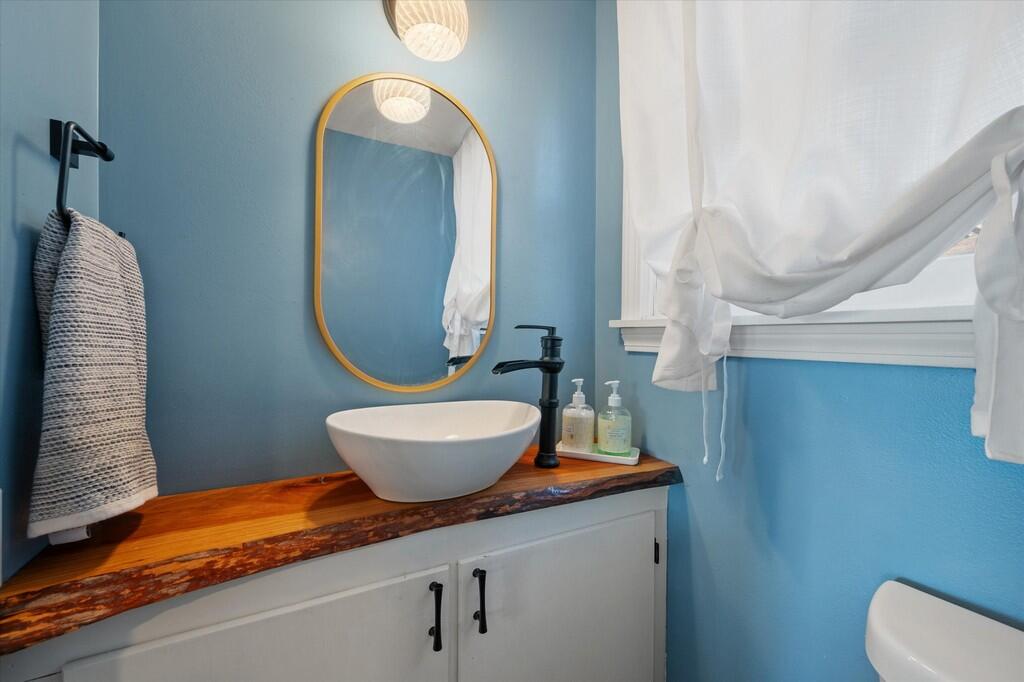 261 / 264 Woodland Avenue Old Town ME 04468