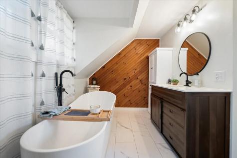 261 / 264 Woodland Avenue Old Town ME 04468