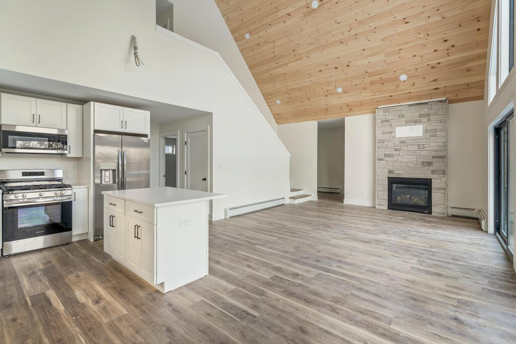 39 Dumont Circle Bethel ME 04217