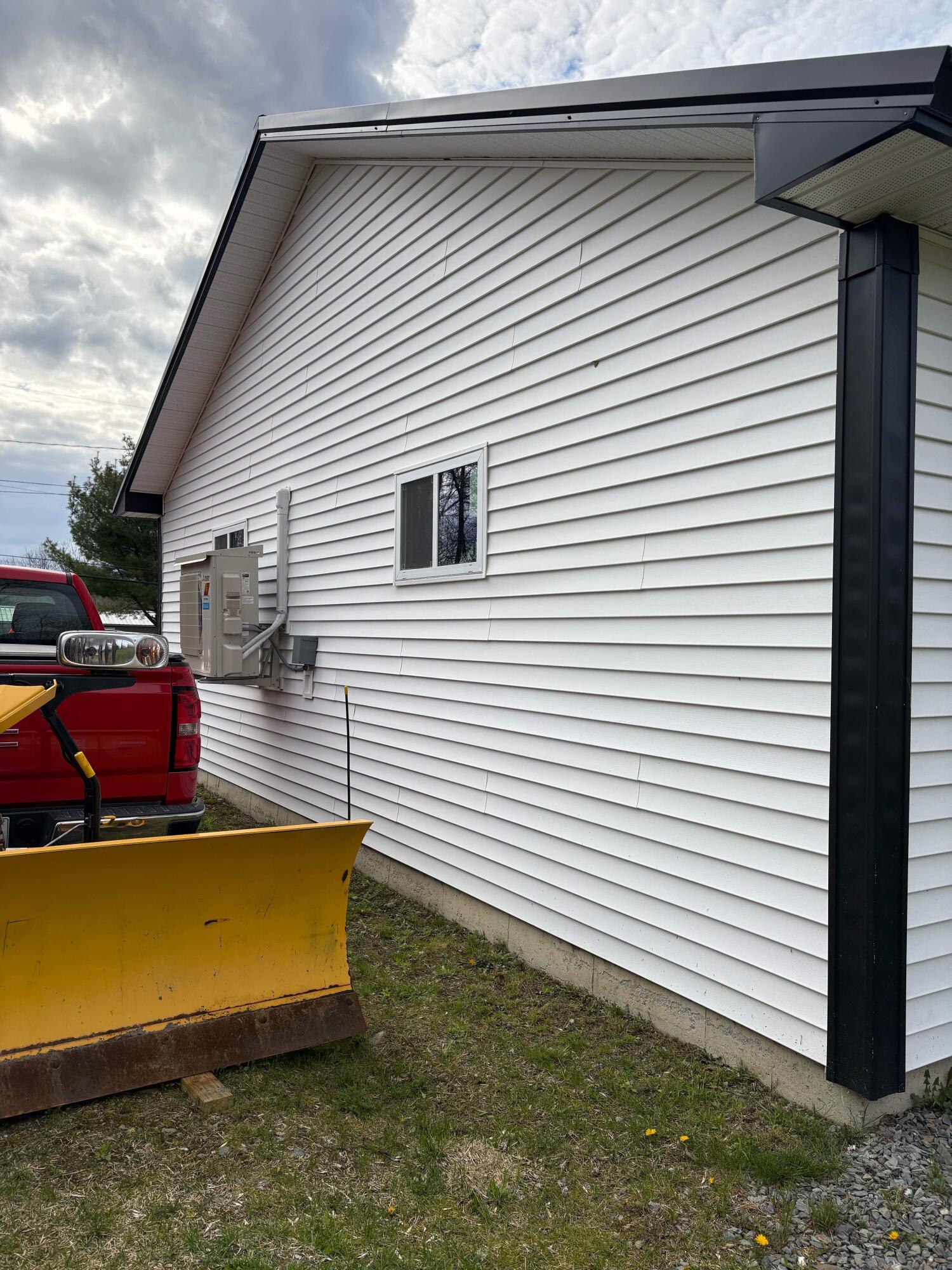 287 Hudson Road Glenburn ME 04401