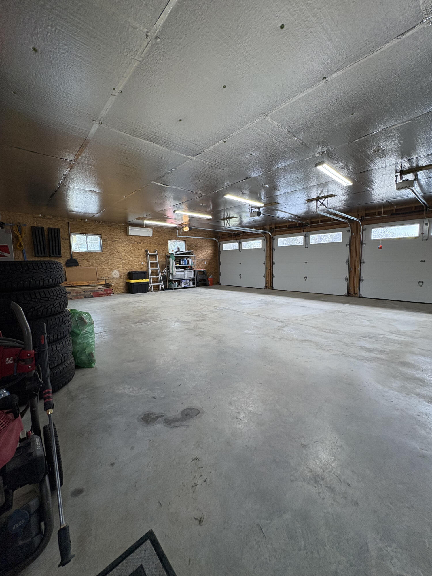 287 Hudson Road Glenburn ME 04401