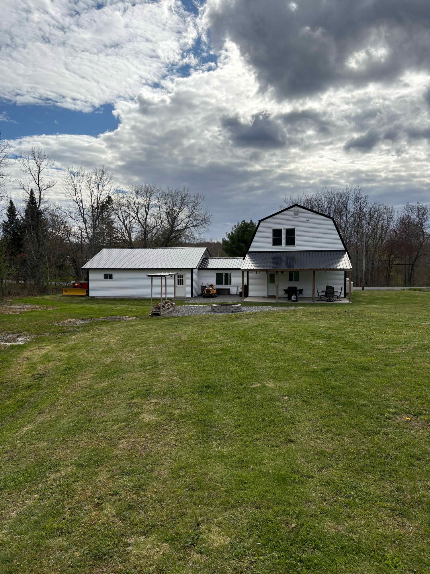287 Hudson Road Glenburn ME 04401