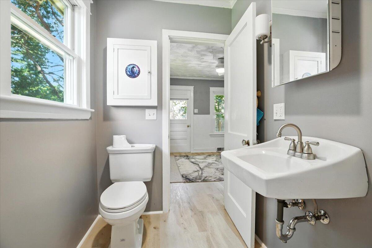 2053 Hotel Road Auburn ME 04210