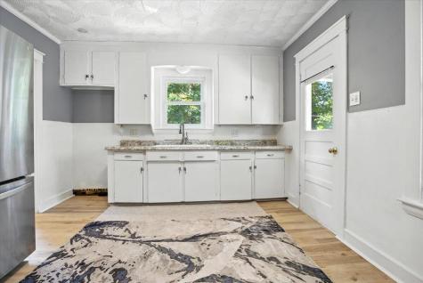 2053 Hotel Road Auburn ME 04210