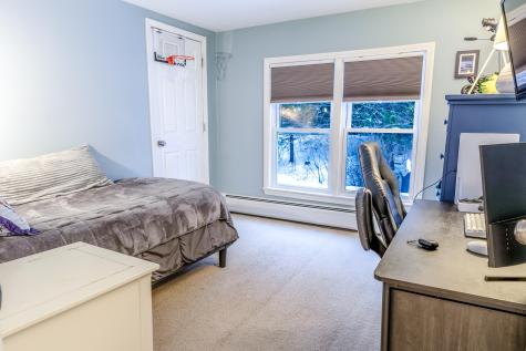 45 Scotland Bridge Road York ME 03909