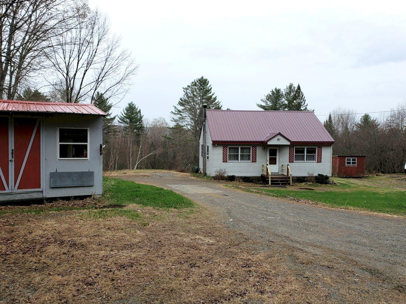 31 Harmony Road Wellington ME 04942