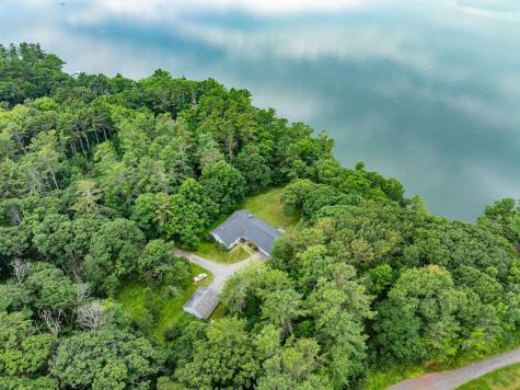 890 Mere Point Road Brunswick ME 04011