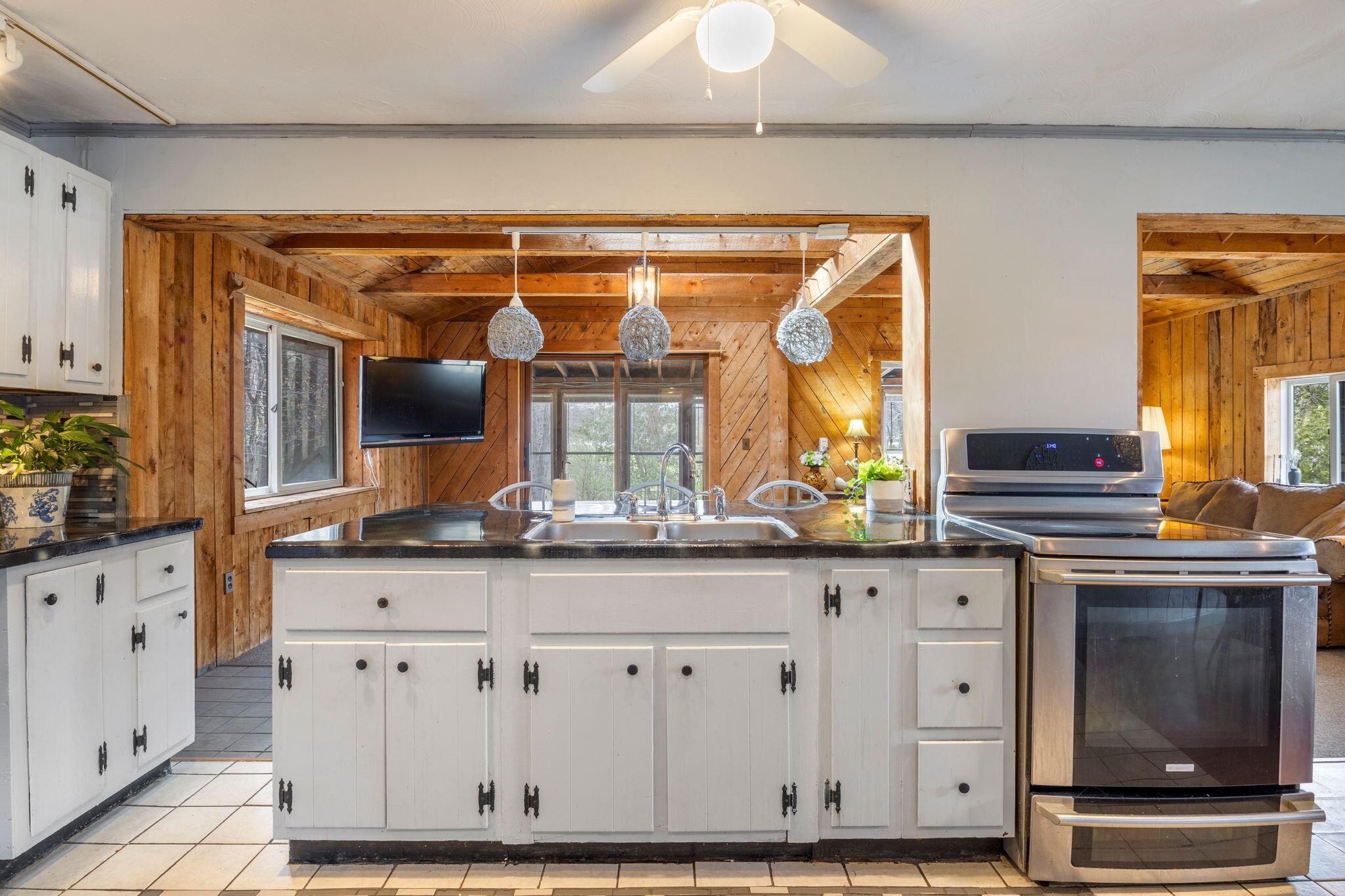 56 Plaisted Road York ME 03909