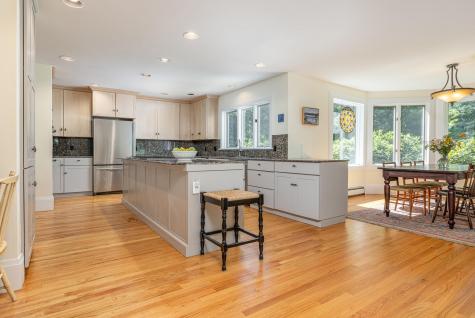 9 Hemlock Lane Falmouth ME 04105