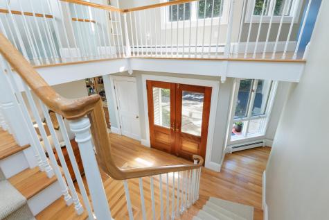 9 Hemlock Lane Falmouth ME 04105