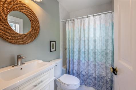 9 Hemlock Lane Falmouth ME 04105