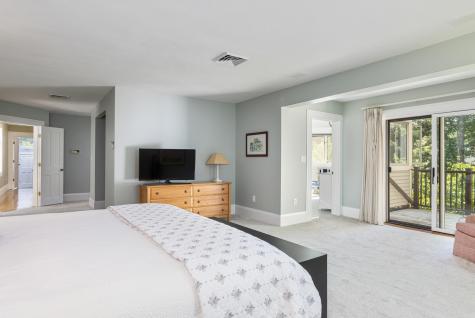 9 Hemlock Lane Falmouth ME 04105