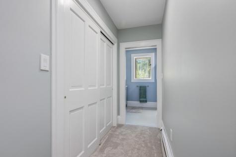 9 Hemlock Lane Falmouth ME 04105