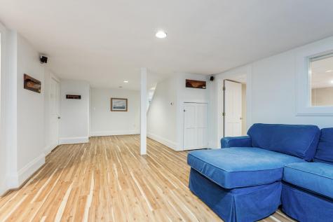 9 Hemlock Lane Falmouth ME 04105