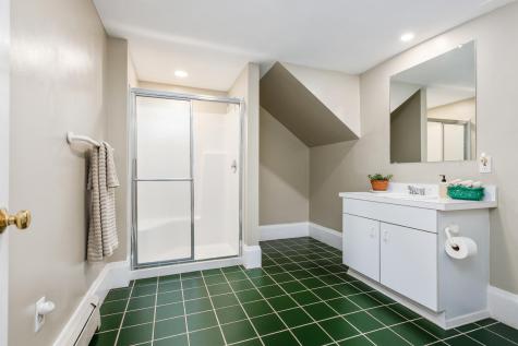 9 Hemlock Lane Falmouth ME 04105