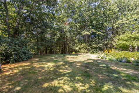 9 Hemlock Lane Falmouth ME 04105