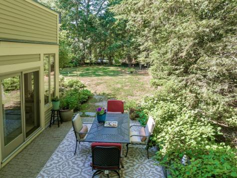9 Hemlock Lane Falmouth ME 04105