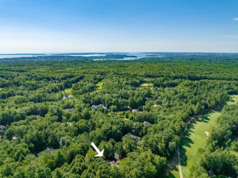 9 Hemlock Lane Falmouth ME 04105