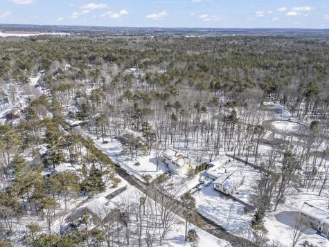 20 Cushnoc Lane Brunswick ME 04011