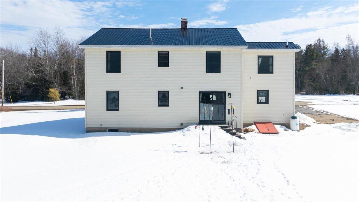 59 Vanner Road Washington ME 04574