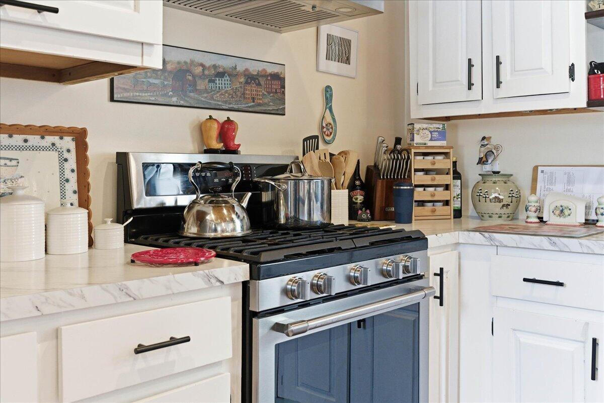 59 Vanner Road Washington ME 04574