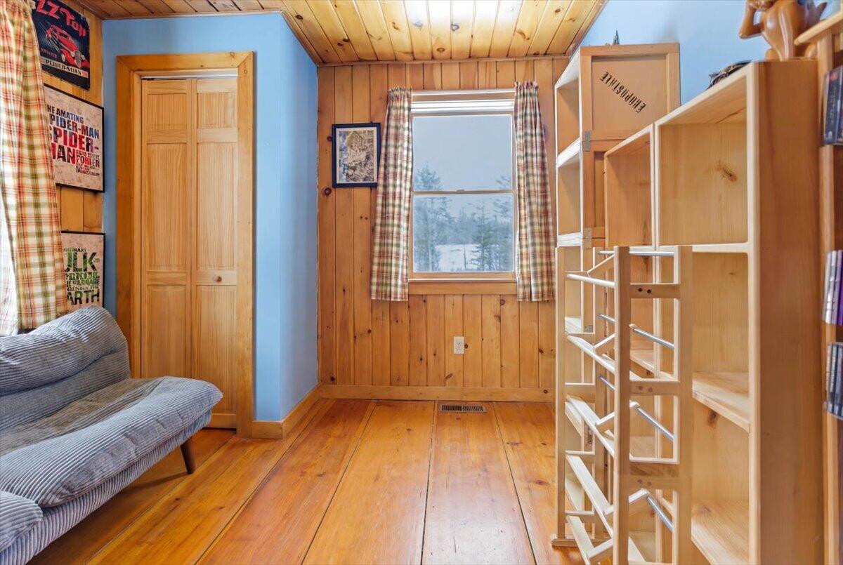 59 Vanner Road Washington ME 04574