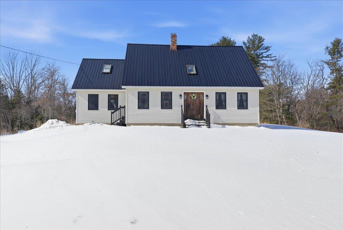 59 Vanner Road Washington ME 04574
