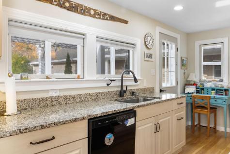 40 Highland Street Rockland ME 04841