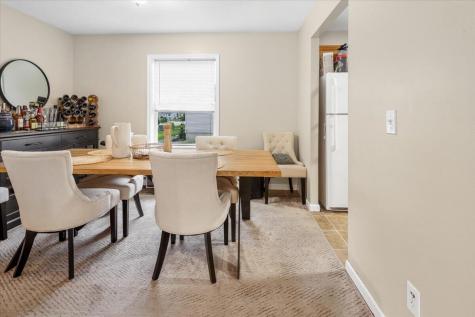 3 Chelsea Lane Lewiston ME 04240