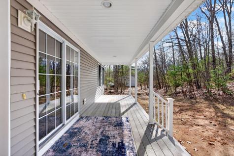 19 Deer Hill N Standish ME 04084