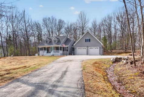 19 Deer Hill N Standish ME 04084