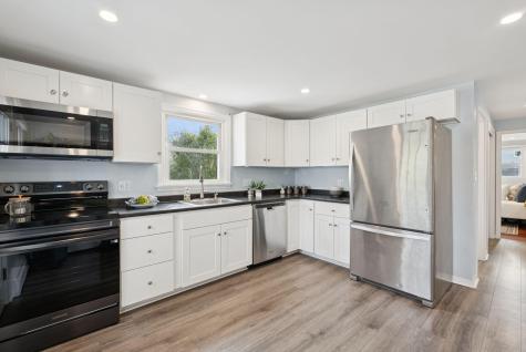 62 Constitution Drive Westbrook ME 04092