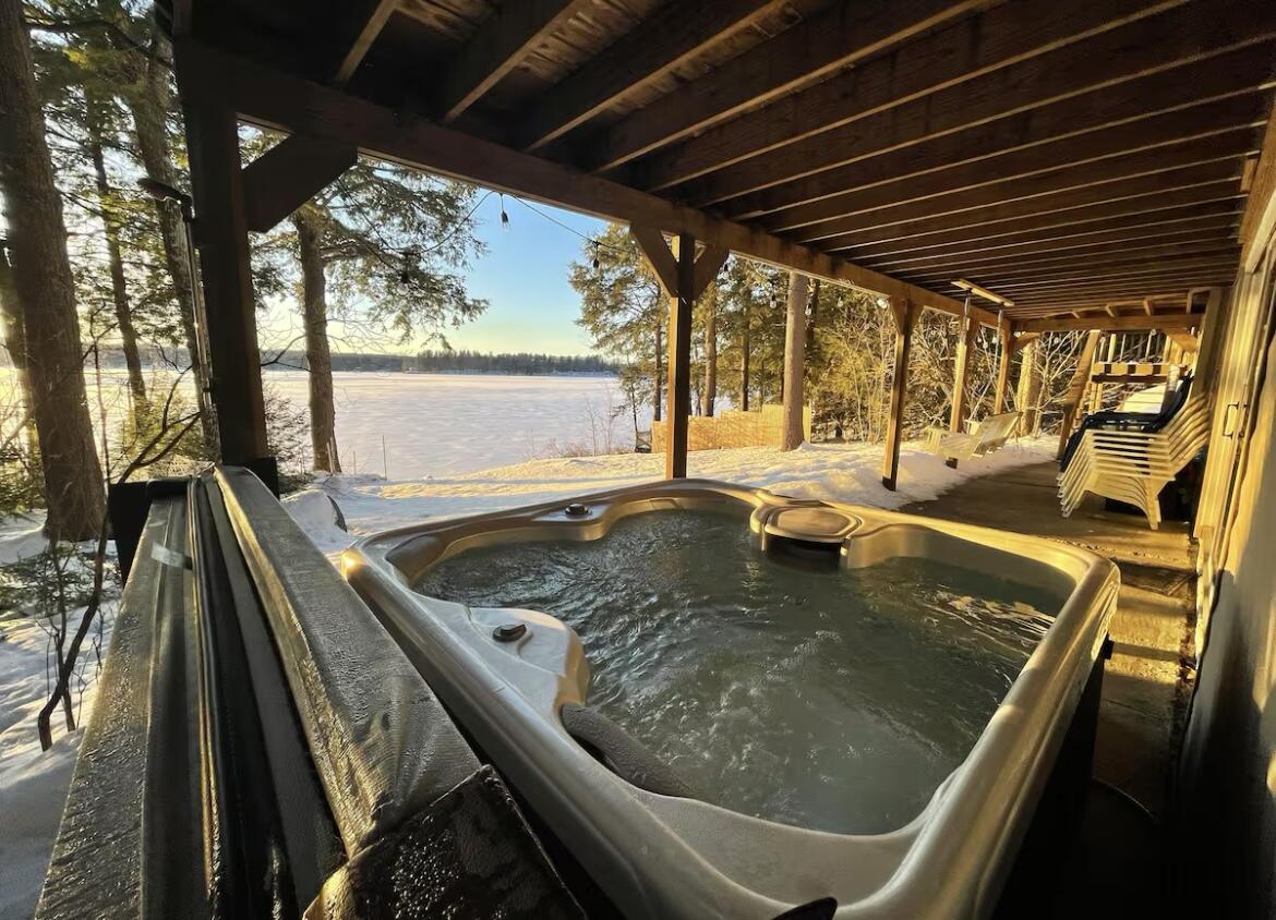 147 Park Lane China ME 04358