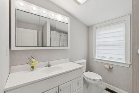 17 Sea Road Kennebunk ME 04043