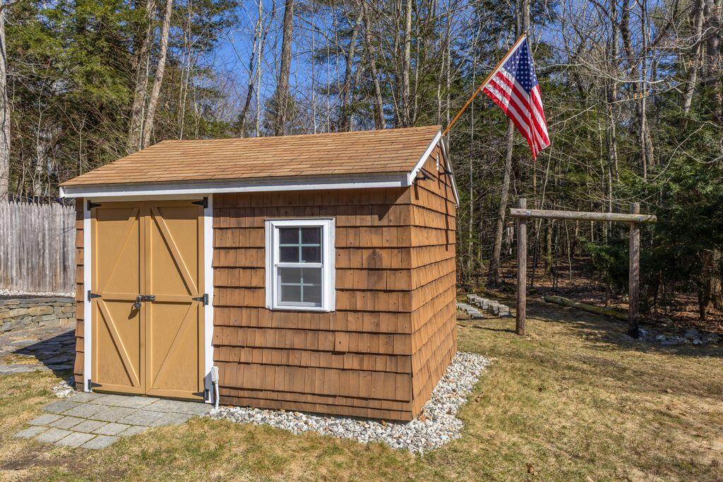 139 Albion Road Windham ME 04062