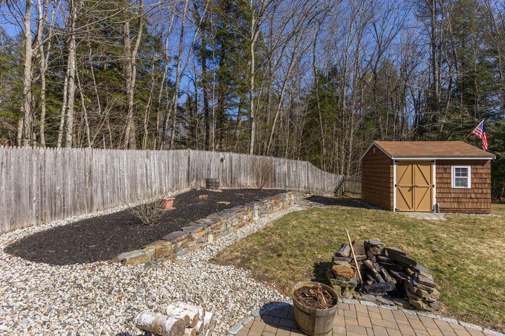 139 Albion Road Windham ME 04062